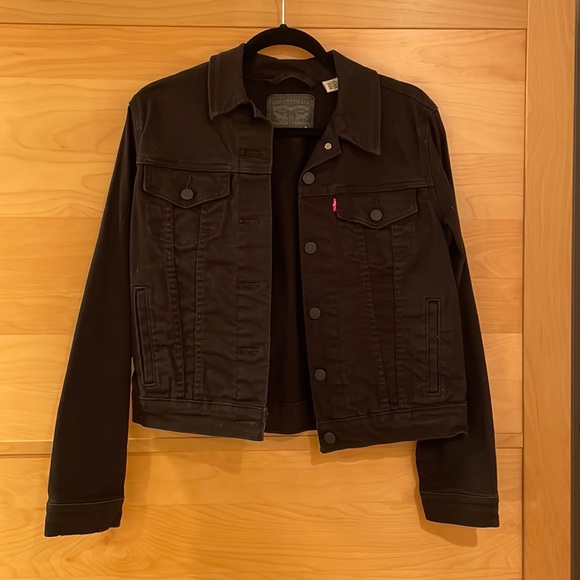 Levi's Jackets & Blazers - levi’s black denim jacket